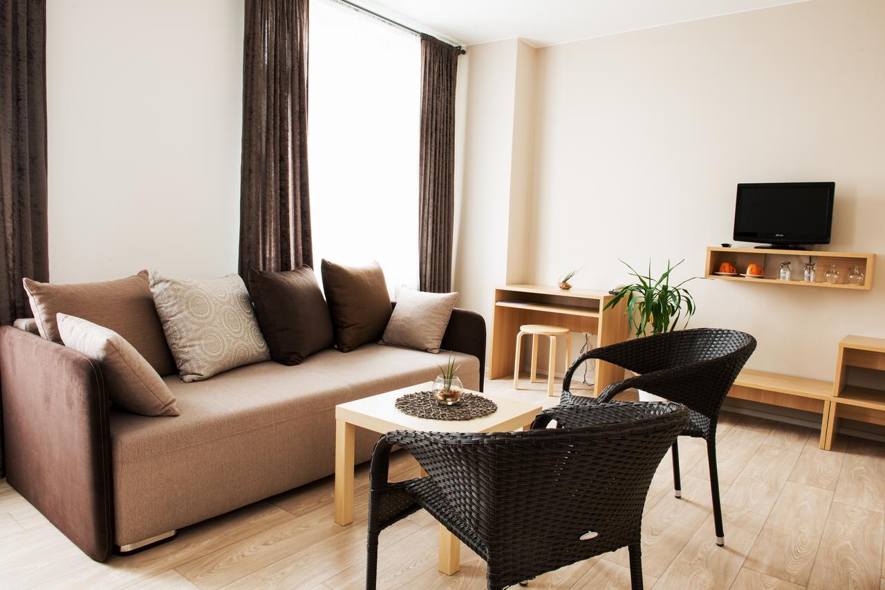 Břeclav Hotel Imos מראה חיצוני תמונה