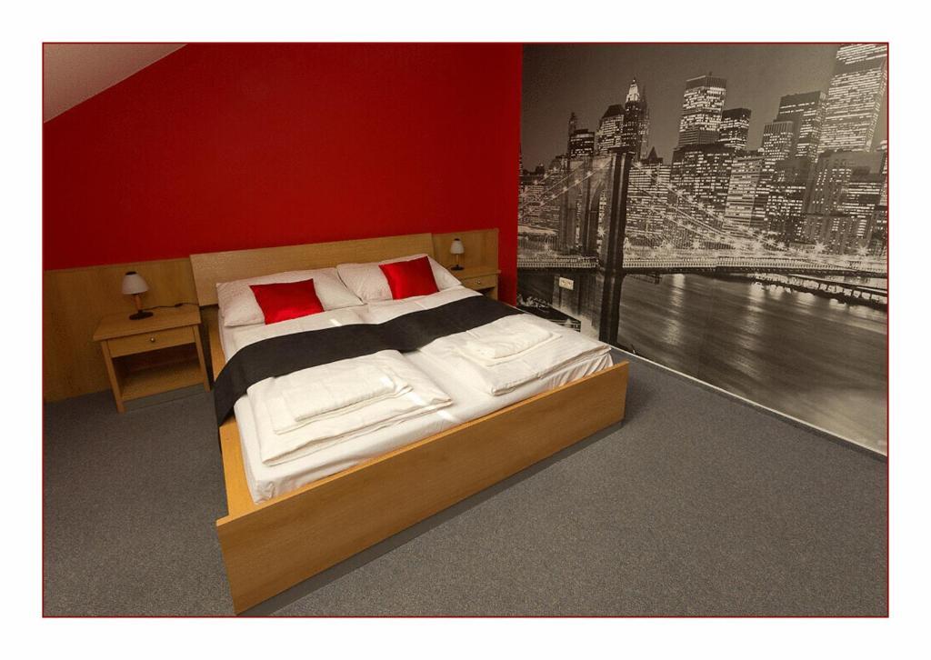 Břeclav Hotel Imos מראה חיצוני תמונה